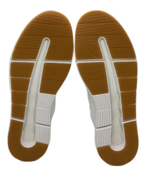 on（オン）on (オン) THE ROGER Centre Court/オン ザ ロジャー センターコート ホワイト サイズ:27の古着・服飾アイテム