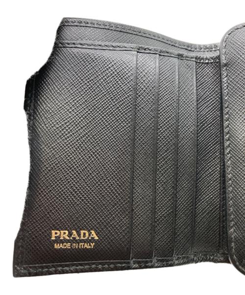 PRADA（プラダ）PRADA (プラダ) 3つ折り財布 ブラックの古着・服飾アイテム