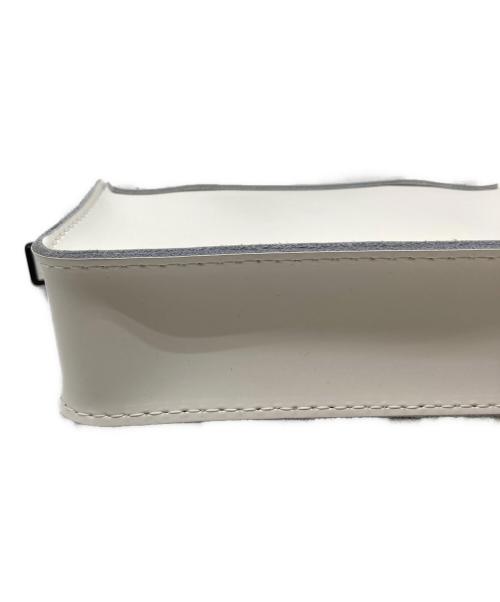 Dr.Martens（ドクターマーチン）Dr.Martens (ドクターマーチン) ショルダーバッグ ホワイトの古着・服飾アイテム