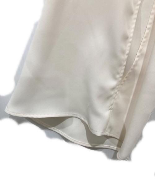 Noble（ノーブル）Noble (ノーブル) スリットスリーブブラウス ホワイト サイズ:FREEの古着・服飾アイテム
