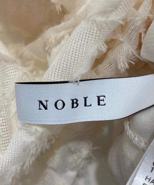 Noble（ノーブル）Noble (ノーブル) レオパードジャガードデコルテVブラウス アイボリー サイズ:FREEの古着・服飾アイテム