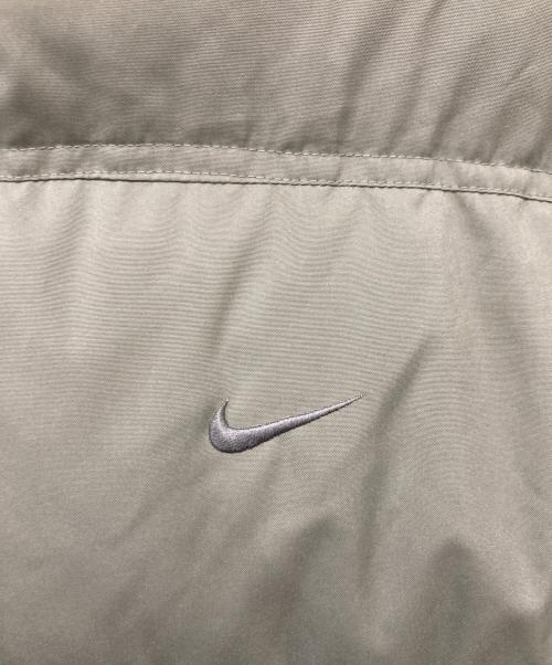 NIKE（ナイキ）NIKE (ナイキ) リバーシブルダウンジャケット オリーブ×グレー サイズ:Lの古着・服飾アイテム