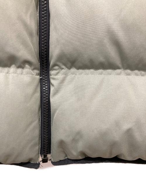 NIKE（ナイキ）NIKE (ナイキ) リバーシブルダウンジャケット オリーブ×グレー サイズ:Lの古着・服飾アイテム