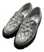 MICHAEL KORSマイケル・コース）の古着「スタッズメタリックローファー」｜シルバー