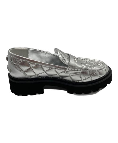 MICHAEL KORS（マイケル・コース）MICHAEL KORS (マイケル・コース) スタッズメタリックローファー シルバー サイズ:5Mの古着・服飾アイテム