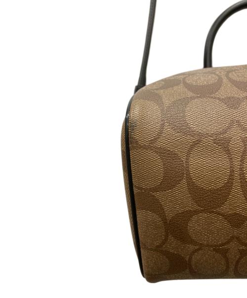 COACH（コーチ）COACH (コーチ) シグネチャーミニベネットサッチェル ベージュの古着・服飾アイテム