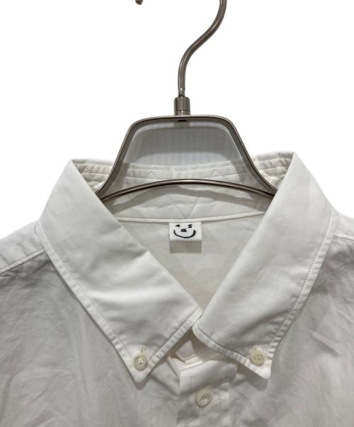 45rpm（45アールピーエム）45rpm (45アールピーエム) 180番三子の908オーシャンボタンダウンシャツ ホワイト サイズ:4の古着・服飾アイテム