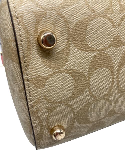 COACH（コーチ）COACH (コーチ) ローアン サッチェル シグネチャー キャンバス ベージュの古着・服飾アイテム