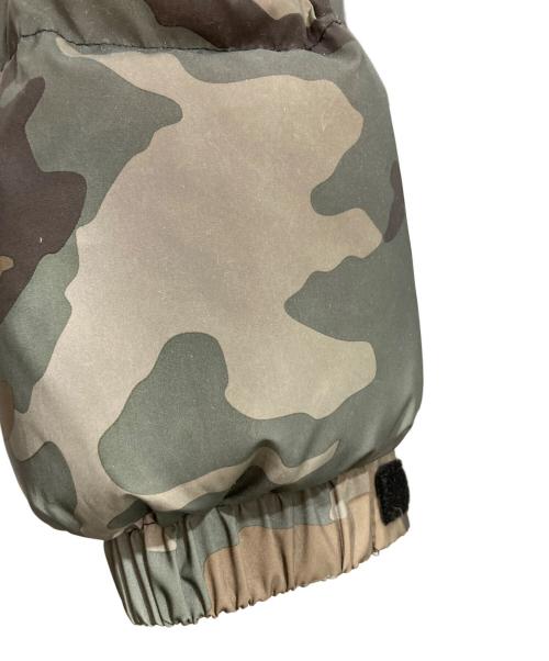 SUPREME（シュプリーム）SUPREME (シュプリーム) Reflective Camo Down Jacket カーキ サイズ:Mの古着・服飾アイテム