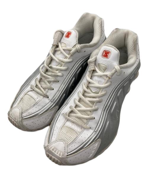 NIKE（ナイキ）NIKE (ナイキ) SHOX R4/ショックス R4 ホワイト サイズ:25.5cmの古着・服飾アイテム