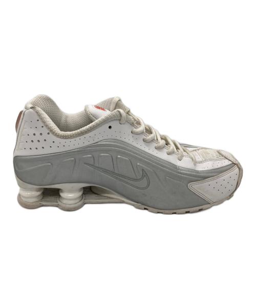 NIKE（ナイキ）NIKE (ナイキ) SHOX R4/ショックス R4 ホワイト サイズ:25.5cmの古着・服飾アイテム