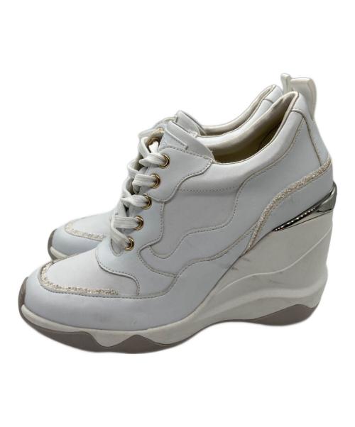 +DIANA（プラスダイアナ）+DIANA (プラスダイアナ) インヒールスニーカー ホワイト サイズ:22.5ｃｍの古着・服飾アイテム