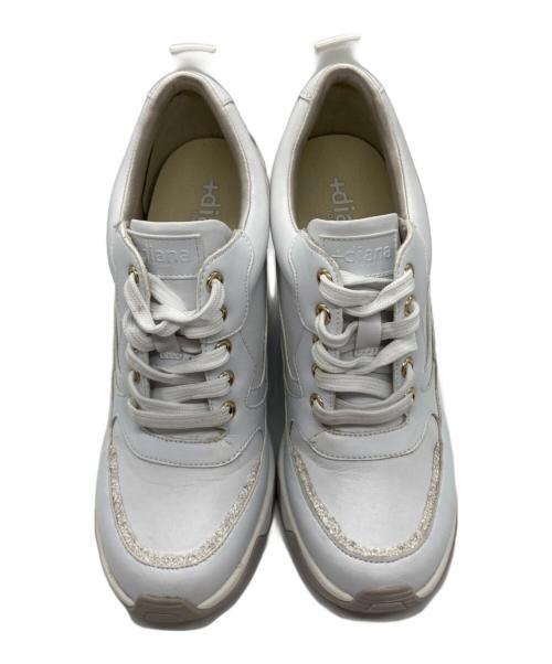 +DIANA（プラスダイアナ）+DIANA (プラスダイアナ) インヒールスニーカー ホワイト サイズ:22.5ｃｍの古着・服飾アイテム