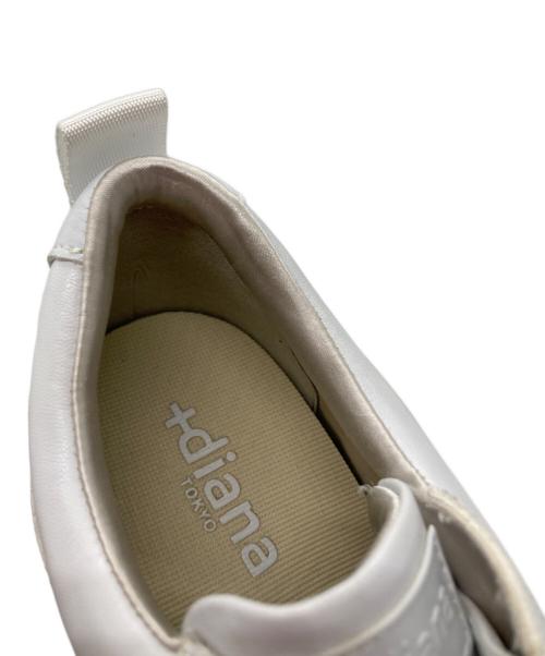 +DIANA（プラスダイアナ）+DIANA (プラスダイアナ) インヒールスニーカー ホワイト サイズ:22.5ｃｍの古着・服飾アイテム