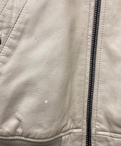 AVIREX（アヴィレックス）AVIREX (アヴィレックス) 40th ANNIV LEATHER MA-1 アイボリー サイズ:Lの古着・服飾アイテム