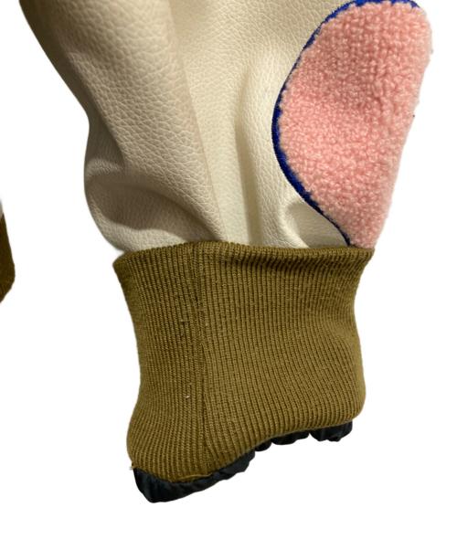 HARSH AND CRUEL（ハーシュアンドクルーエル）HARSH AND CRUEL (ハーシュアンドクルーエル) スタジャン カーキ サイズ:Mの古着・服飾アイテム