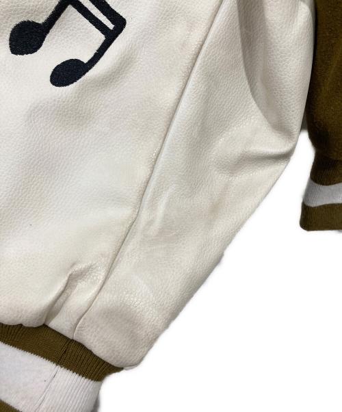 HARSH AND CRUEL（ハーシュアンドクルーエル）HARSH AND CRUEL (ハーシュアンドクルーエル) スタジャン カーキ サイズ:Mの古着・服飾アイテム