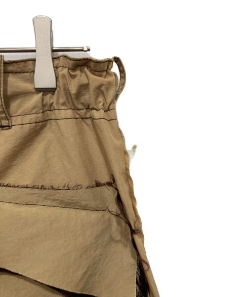 sulvam（サルバム）sulvam (サルバム) ナイロンデザインパンツ ベージュ サイズ:Mの古着・服飾アイテム