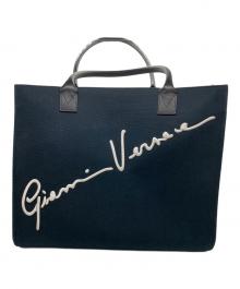 VERSACE（ヴェルサーチェ）の古着「キャンバスロゴトートバッグ」｜ブラック