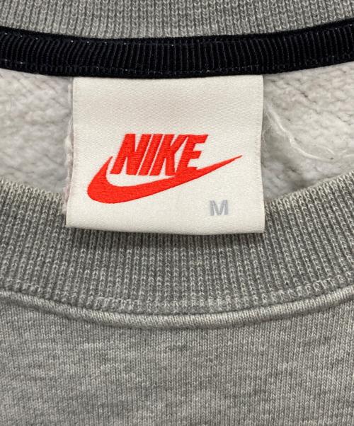 NIKE（ナイキ）NIKE (ナイキ) stussy (ステューシー) International Crewneck Sweatshirt グレー サイズ:Mの古着・服飾アイテム
