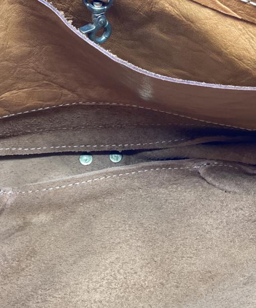 Herz（ヘルツ）Herz (ヘルツ) レザーショルダーバッグ ベージュの古着・服飾アイテム