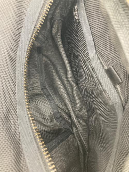 PORTER（ポーター）PORTER (ポーター) ボディーバッグ ブラックの古着・服飾アイテム