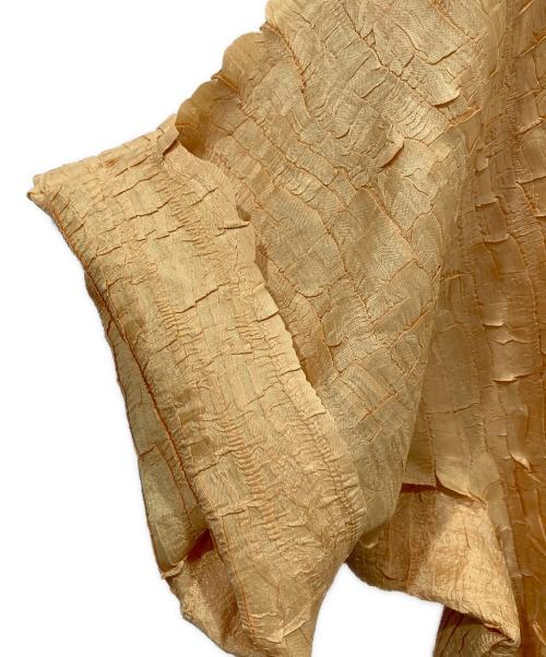 ISSEY MIYAKE（イッセイミヤケ）ISSEY MIYAKE (イッセイミヤケ) プリーツ加工半袖ワンピース イエロー サイズ:1の古着・服飾アイテム