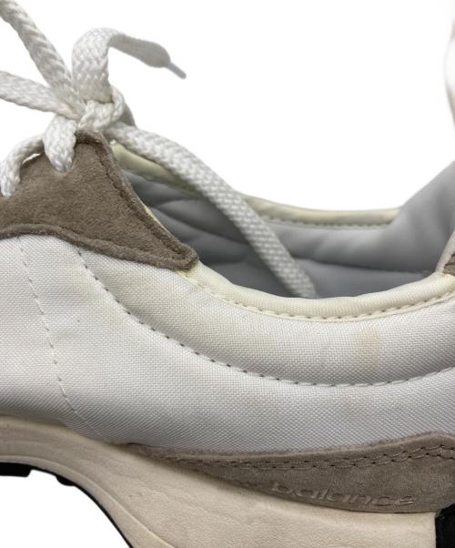 NEW BALANCE（ニューバランス）NEW BALANCE (ニューバランス) ローカットスニーカー ホワイト×ベージュ サイズ:27.0cmの古着・服飾アイテム