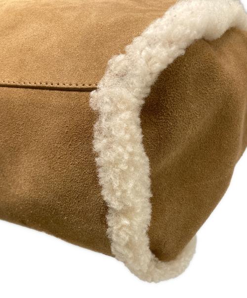 UGG（アグ）UGG (アグ) W ALINA E/W TOTE SHEEPSKIN ブラウンの古着・服飾アイテム