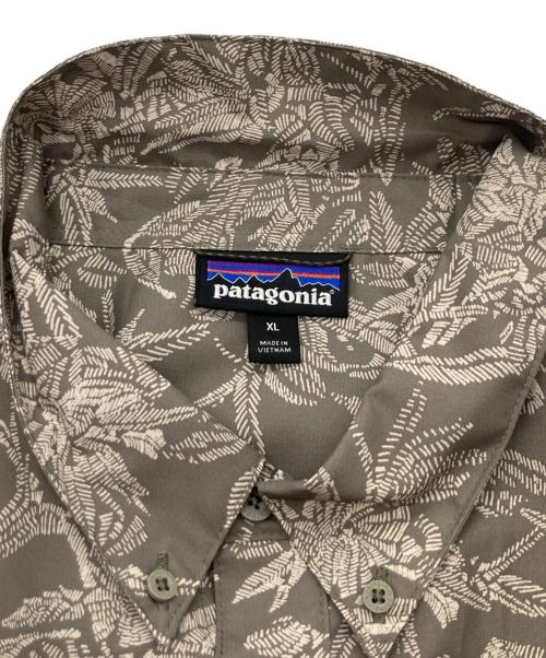 Patagonia（パタゴニア）Patagonia (パタゴニア) SELF-GUIDED HIKE SHIRT カーキ サイズ:XLの古着・服飾アイテム