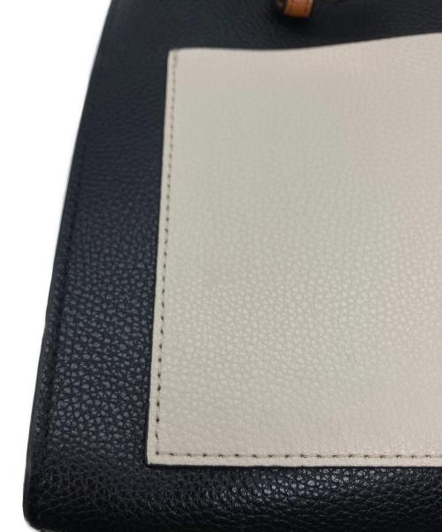 MARC JACOBS（マークジェイコブズ）MARC JACOBS (マークジェイコブズ) SMOKED ALMOND MULTI ベージュ×ブラックの古着・服飾アイテム