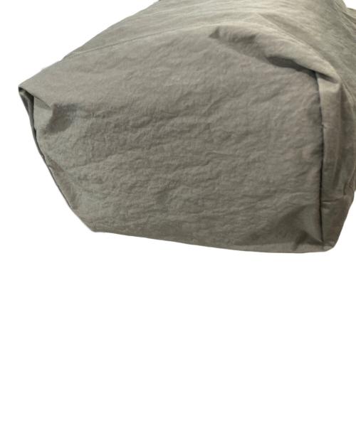 TUTUMU（ツツム）TUTUMU (ツツム) トートバッグ グレーの古着・服飾アイテム