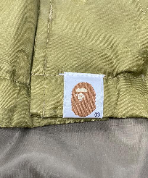 A BATHING APE（ア ベイシング エイプ）A BATHING APE (ア ベイシング エイプ) M-43カモ柄ダウンジャケット カーキ サイズ:Sの古着・服飾アイテム