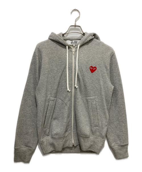 PLAY COMME des GARCONS（プレイコムデギャルソン）PLAY COMME des GARCONS (プレイコムデギャルソン) Zip-Up Hoodie With Red Emblem グレー サイズ:Sの古着・服飾アイテム