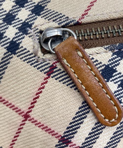 BURBERRY BLUE LABEL（バーバリーロンドンブルーレーベル）BURBERRY BLUE LABEL (バーバリーロンドンブルーレーベル) ショルダーバッグ ベージュの古着・服飾アイテム