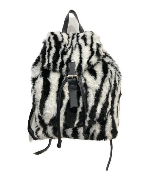 MOSCHINO（モスキーノ）MOSCHINO (モスキーノ) ゼブラ柄ファーリュック ホワイト×ブラックの古着・服飾アイテム