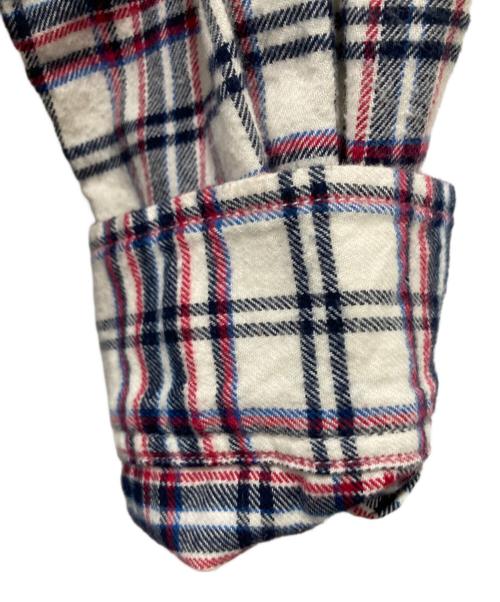 stussy（ステューシー）stussy (ステューシー) フーデッドチェックネルシャツ ホワイト×レッド サイズ:Lの古着・服飾アイテム