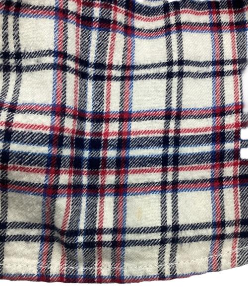 stussy（ステューシー）stussy (ステューシー) フーデッドチェックネルシャツ ホワイト×レッド サイズ:Lの古着・服飾アイテム
