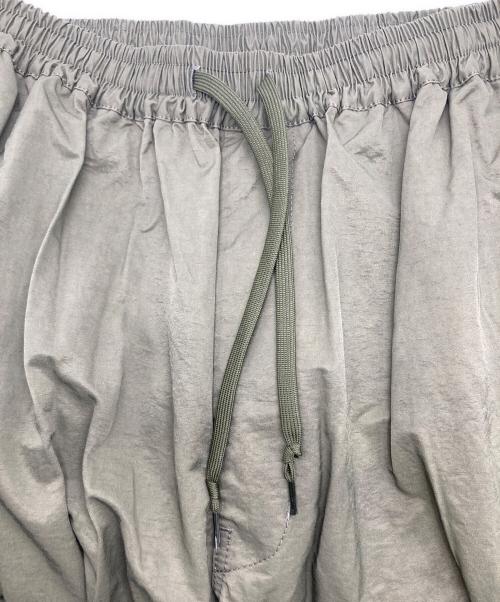 X-LARGE（エクストララージ）X-LARGE (エクストララージ) MULTI POCKET EASY カーゴパンツ カーキ サイズ:Lの古着・服飾アイテム