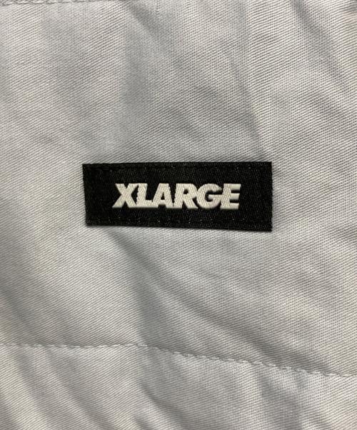 X-LARGE（エクストララージ）X-LARGE (エクストララージ) ALLOVER PRINT REVERSIBLE PUFFE ブラック×ブルー サイズ:Lの古着・服飾アイテム