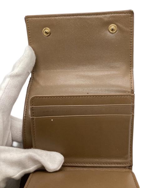 CELINE（セリーヌ）CELINE (セリーヌ) トリフォールドウォレット ベージュの古着・服飾アイテム