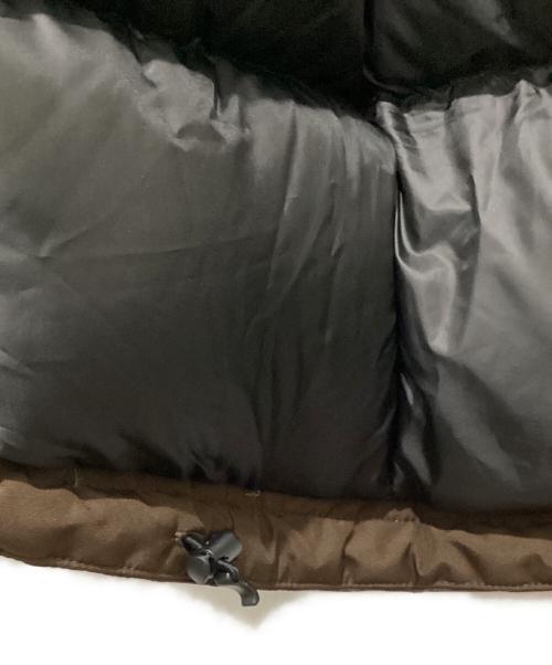 HELLY HANSEN（ヘリーハンセン）HELLY HANSEN (ヘリーハンセン) スリックダウンジャケット ブラウン サイズ:Mの古着・服飾アイテム