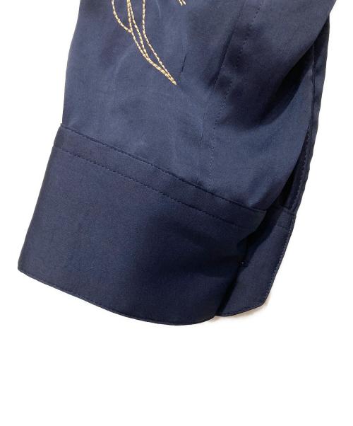 FIT MIHARA YASUHIRO（フィット ミハラヤスヒロ）FIT MIHARA YASUHIRO (フィット ミハラヤスヒロ) 刺繍ロングシャツ ネイビー サイズ:48の古着・服飾アイテム