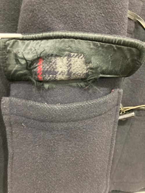 GLOVER ALL（グローバーオール）GLOVER ALL (グローバーオール) COMME des GARCONS JUNYA WATANABE MAN (コム デ ギャルソン ジュンヤ ワタナベ マン) ダッフルコート ブラック サイズ:Lの古着・服飾アイテム