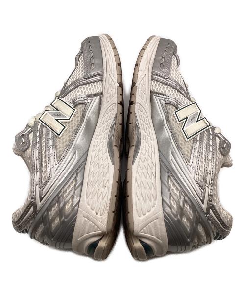 NEW BALANCE（ニューバランス）NEW BALANCE (ニューバランス) ローカットスニーカー ホワイト×グリーン サイズ:27の古着・服飾アイテム