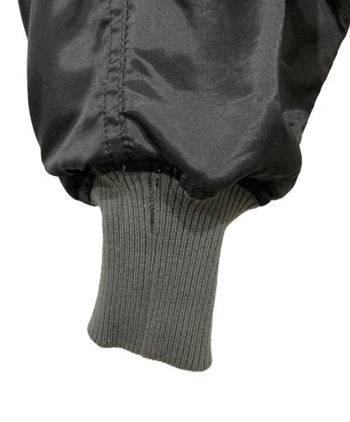 uniform experiment（ユニフォームエクスペリメント）uniform experiment (ユニフォームエクスペリメント) GRAFFITI REVERSIBLE MA-1 ブラック×グレー サイズ:1の古着・服飾アイテム