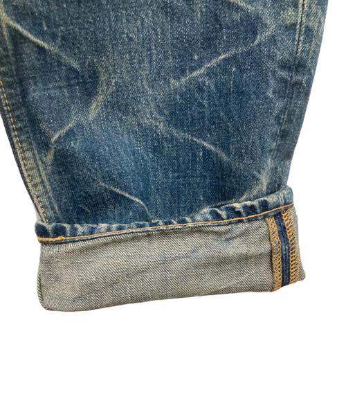 n(n) by NUMBER (N)INE（エヌエヌバイナンバーナイン）n(n) by NUMBER (N)INE (エヌエヌバイナンバーナイン) ダメージ加工ダーツデニムパンツ インディゴ サイズ:2の古着・服飾アイテム