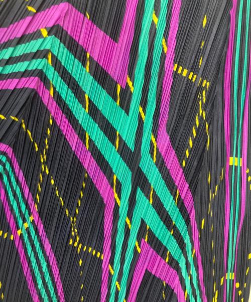 PLEATS PLEASE（プリーツプリーズ）PLEATS PLEASE (プリーツプリーズ) 総柄プリーツスカート ネイビー×パープル サイズ:3の古着・服飾アイテム