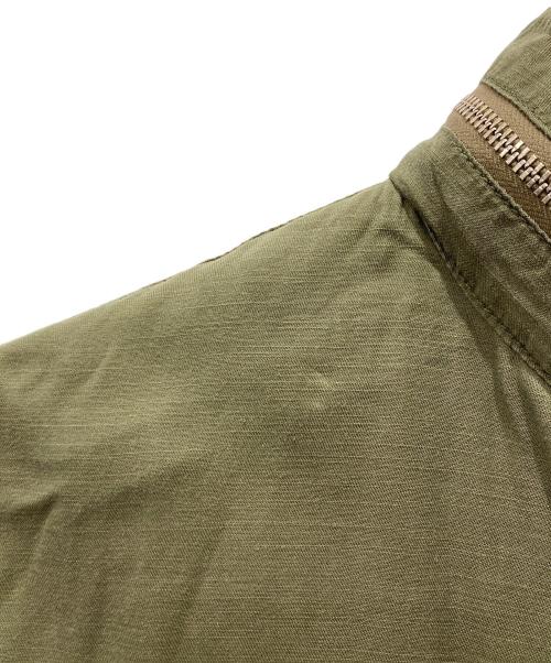 MUSE de Deuxieme Classe（ミューズ ドゥーズィエム クラス）MUSE de Deuxieme Classe (ミューズ ドゥーズィエム クラス) ミリタリーブルゾン カーキ サイズ:不明の古着・服飾アイテム