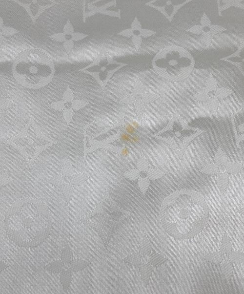 LOUIS VUITTON（ルイ ヴィトン）LOUIS VUITTON (ルイ ヴィトン) ショール・モノグラム ホワイト サイズ:下記参照の古着・服飾アイテム